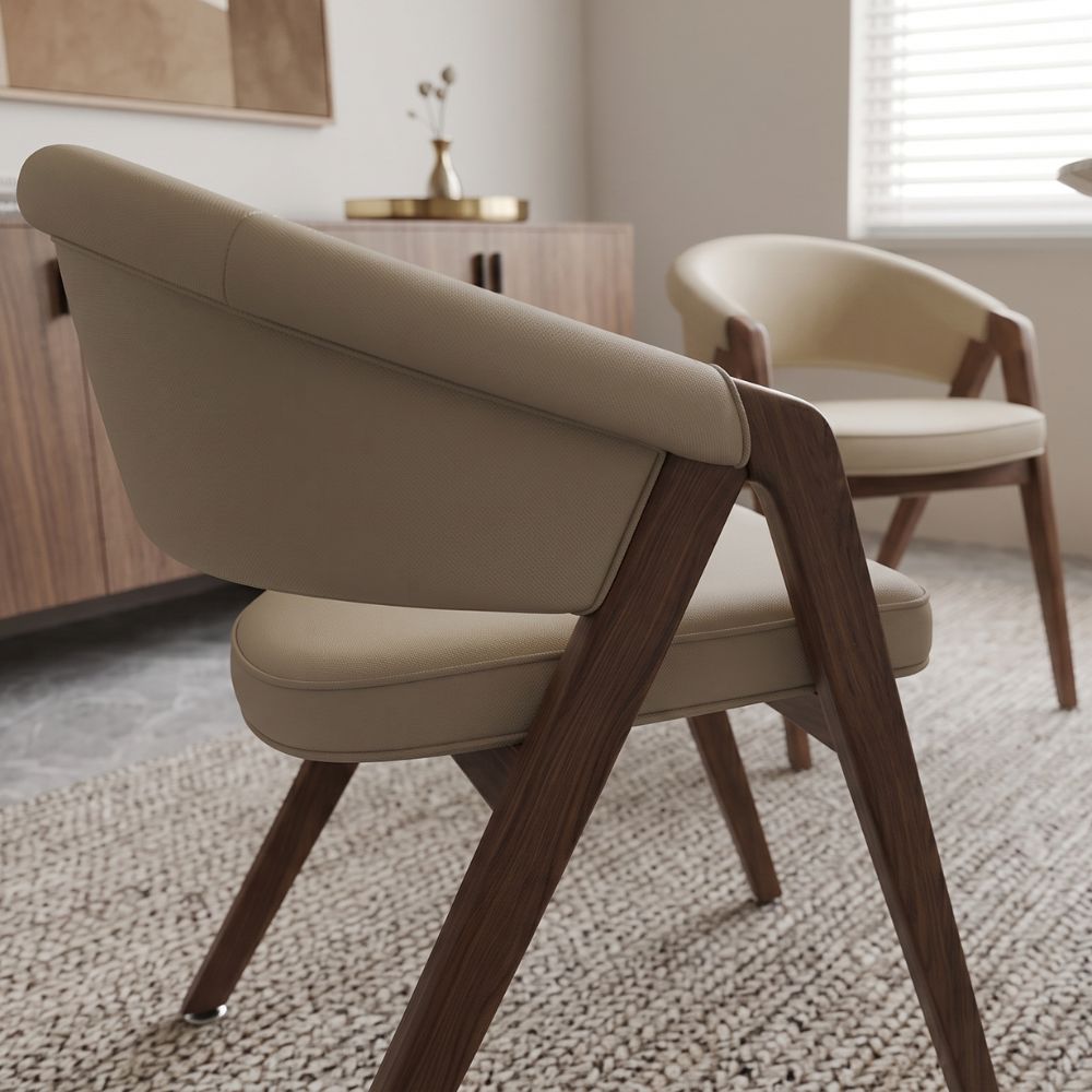 SCULPTOR DINING CHAIR CY140