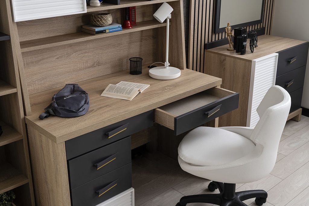 NEW CITY STUDY TABLE