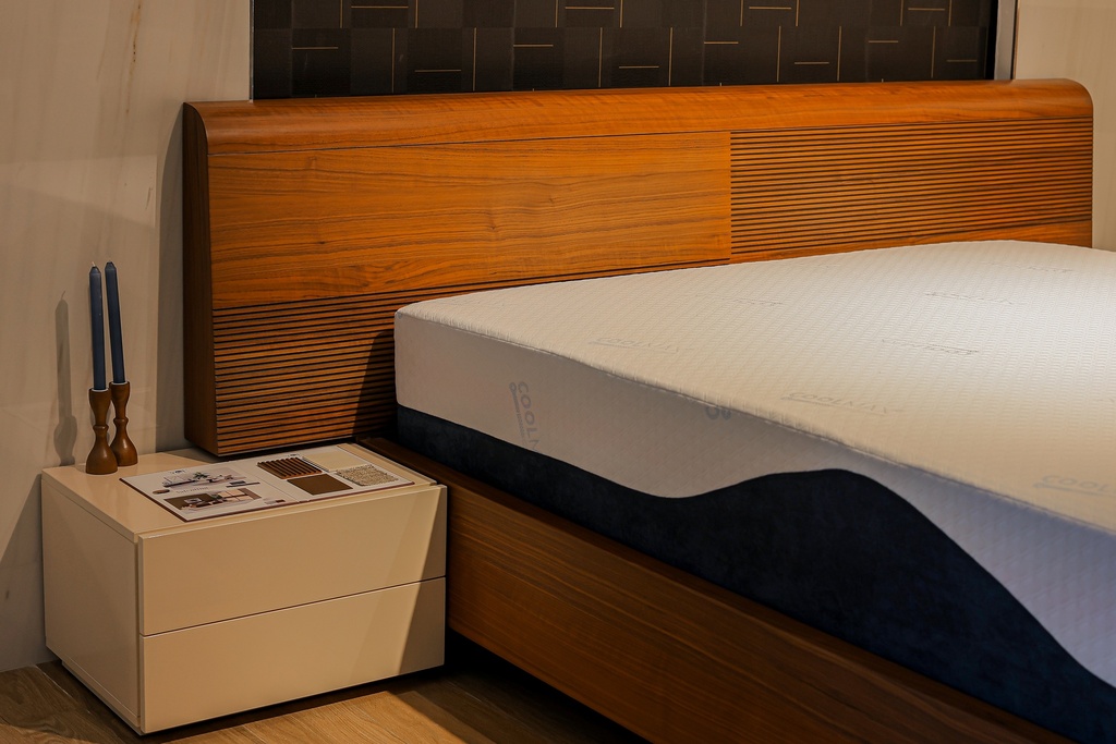 AQUA COOL KING MATTRESS 180X200X31 CM